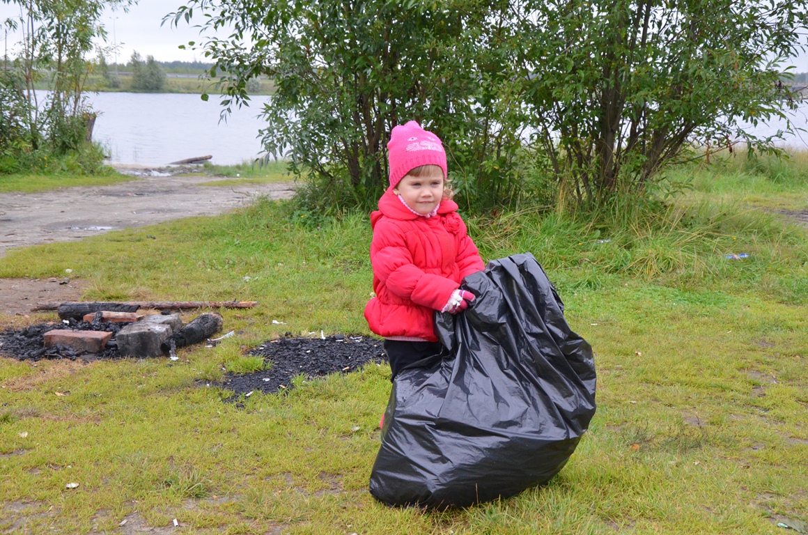 Сотрудники Тюменской энергосбытовой компании приняли участие во Всероссийской акции "Зеленая Россия"