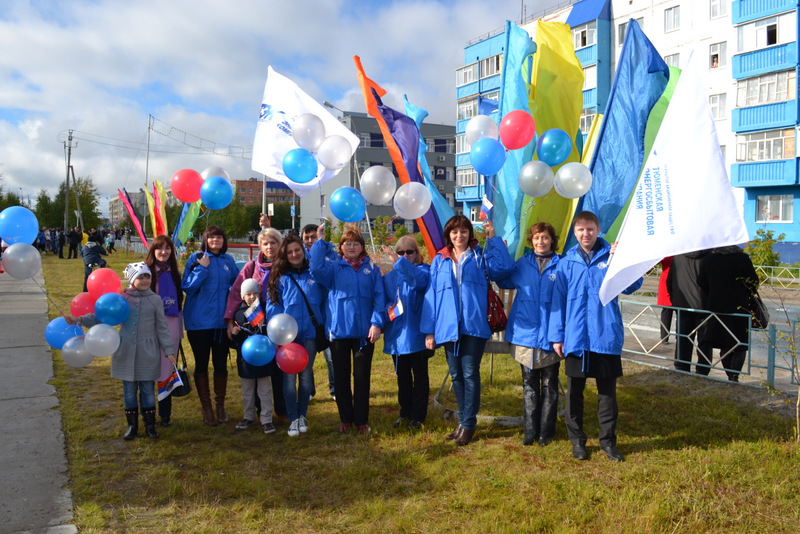 Коллектив Муравленковского МРО поздравил свой город с 30-летием