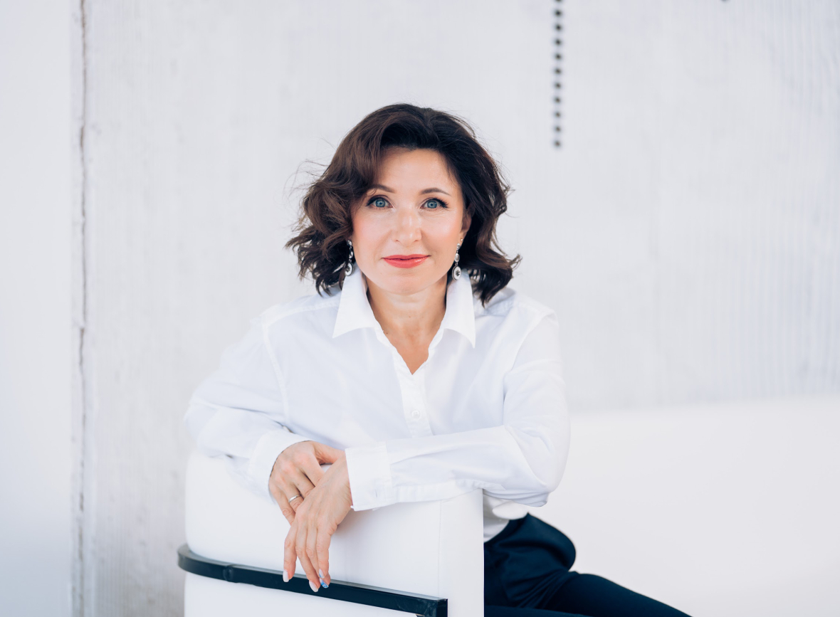 Фото Бычковой ТВ копия.jpg