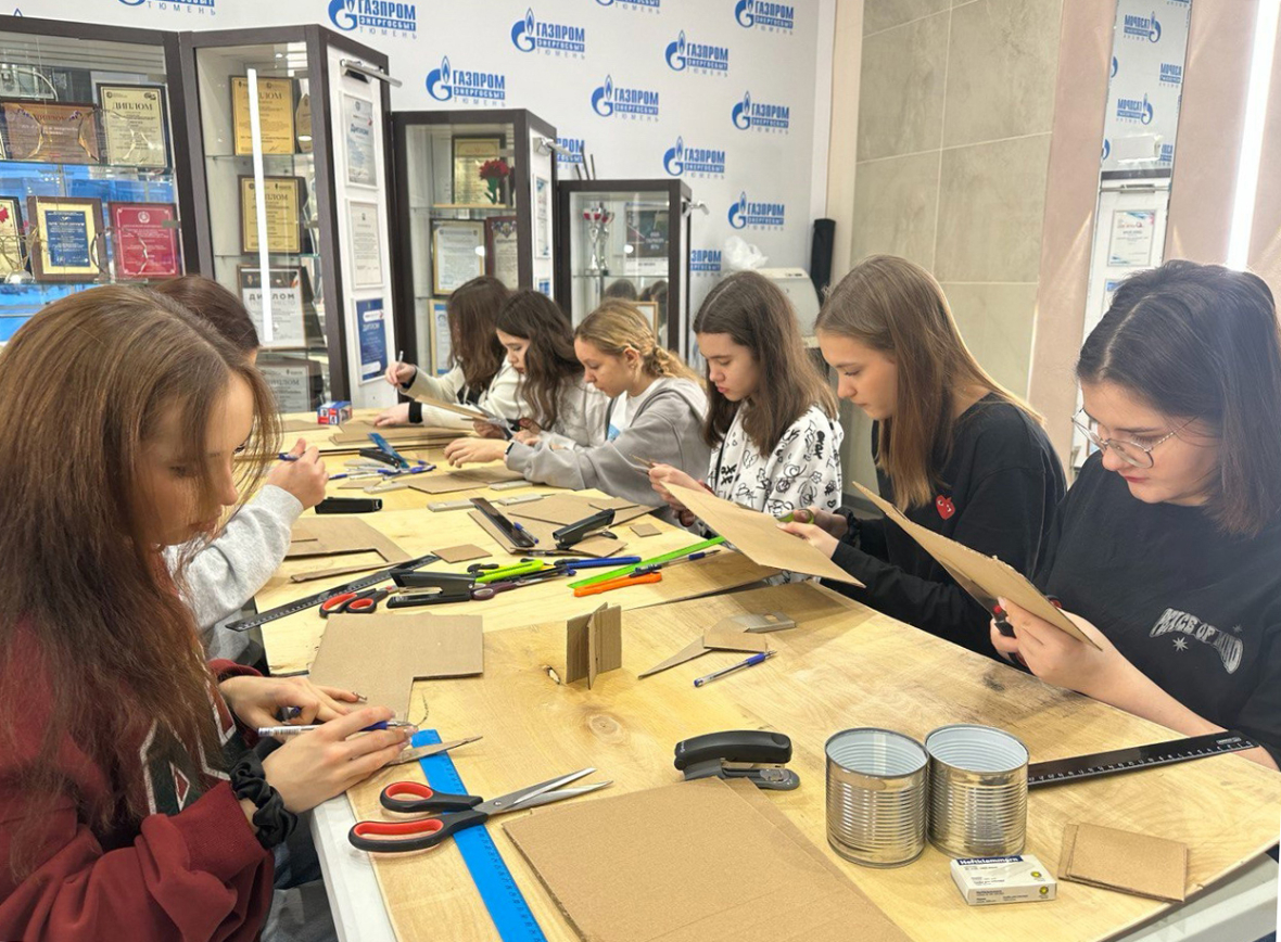 В первом детском патриотическом мастер-классе приняли участие 14 человек