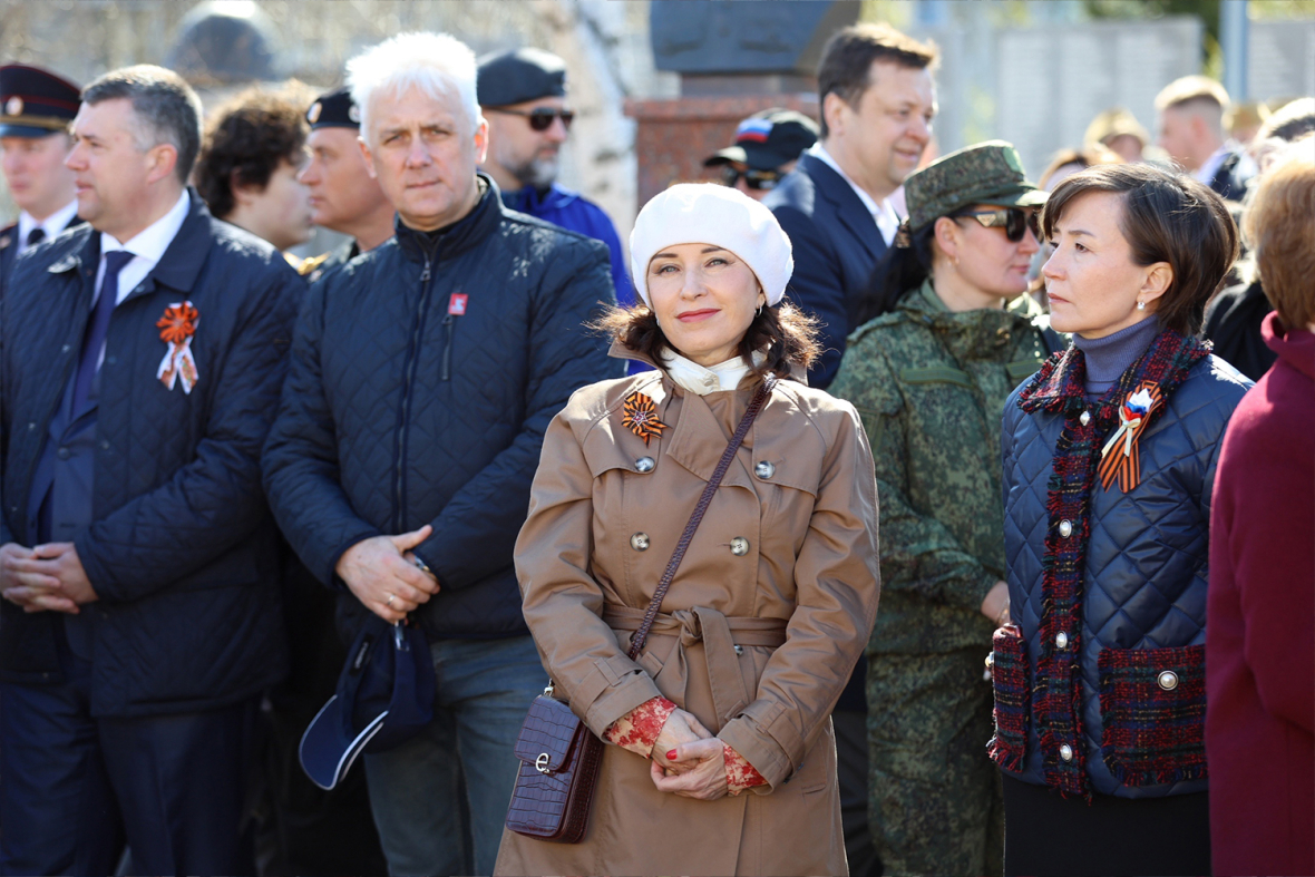 Татьяна Бычкова приняла участие в праздничном митинге посвященном Дню Победы.jpg