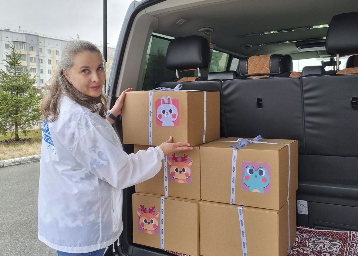 Подарочные наборы прибудут в ДНР к Международному Дню защиты детей.jpg