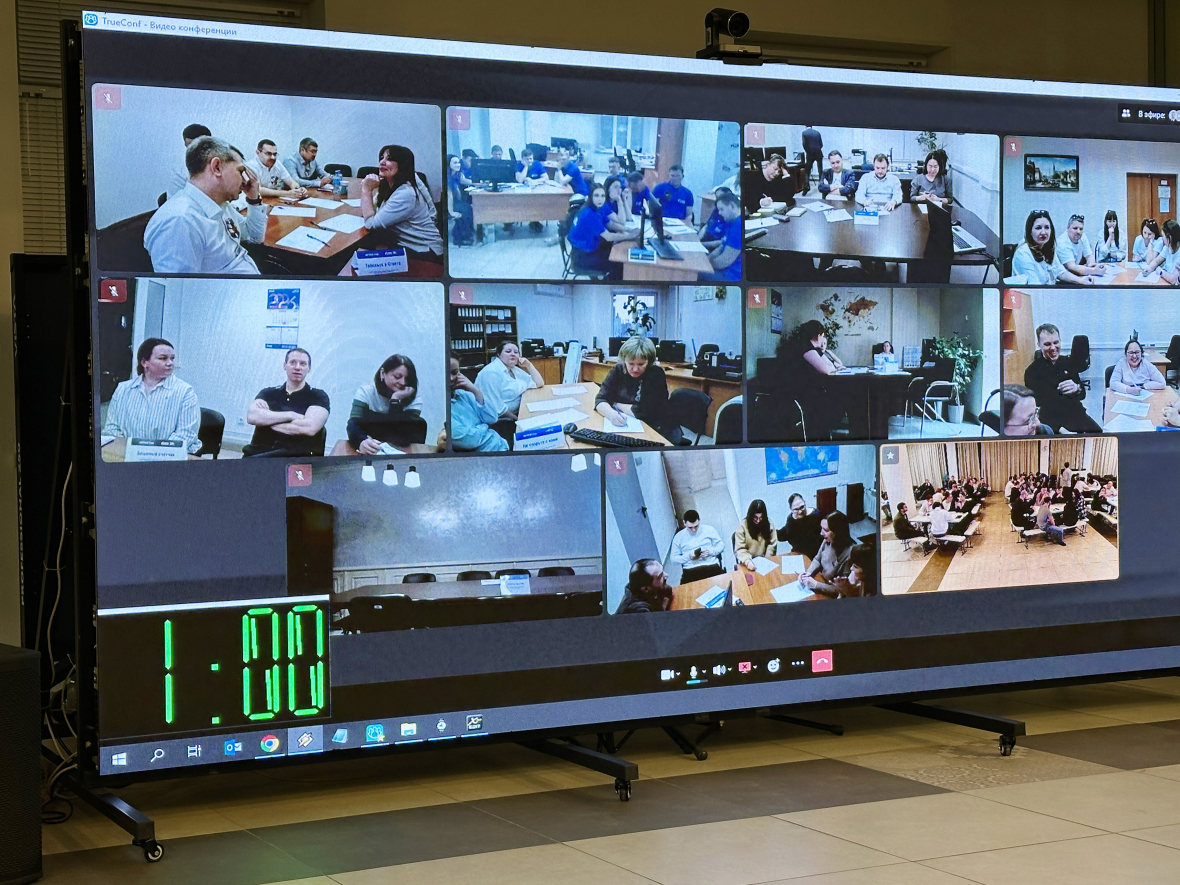 08 12 команд онлайн зачета подключились к игре по видеосвязи .jpg